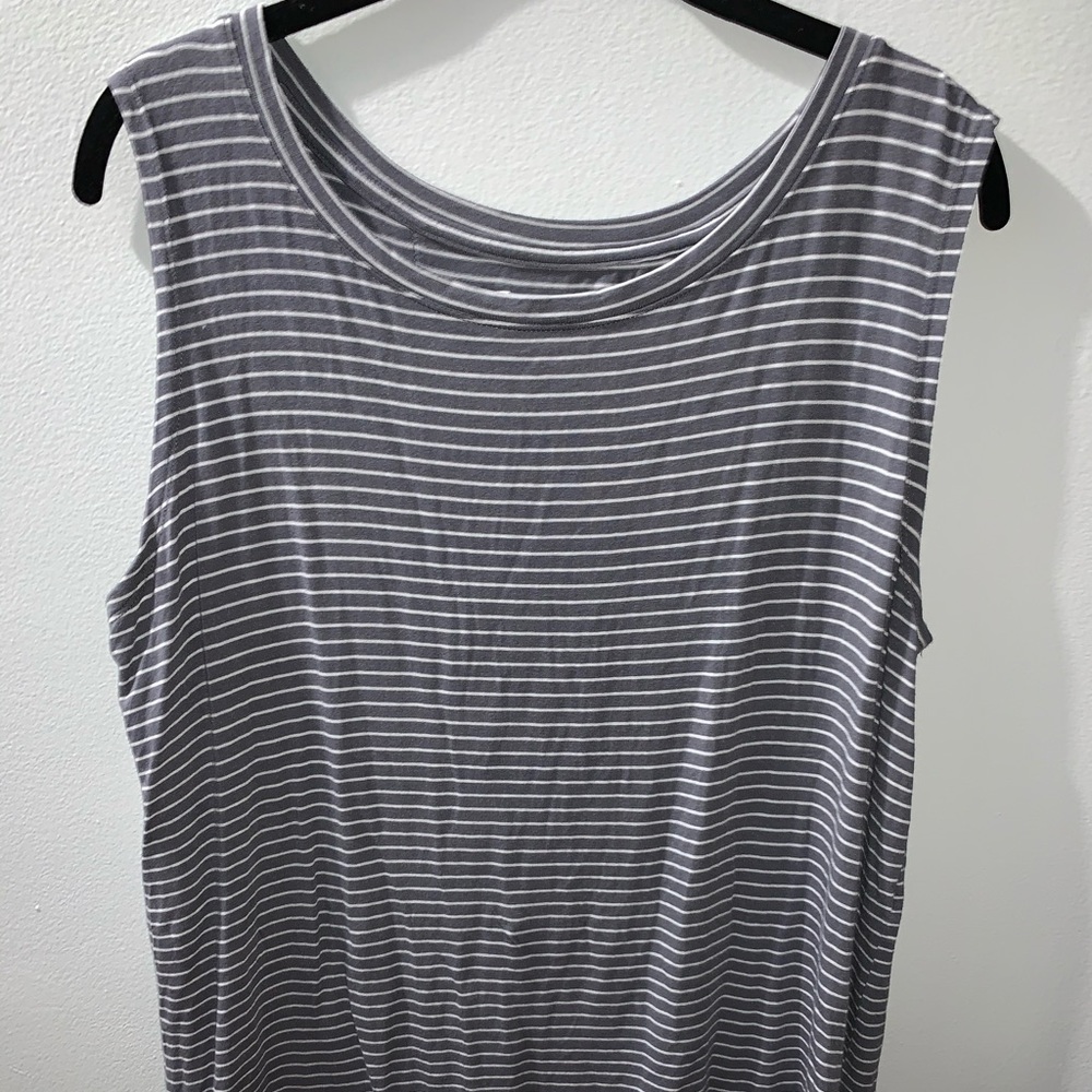 Old Navy Criss Cross Back Tank Top
